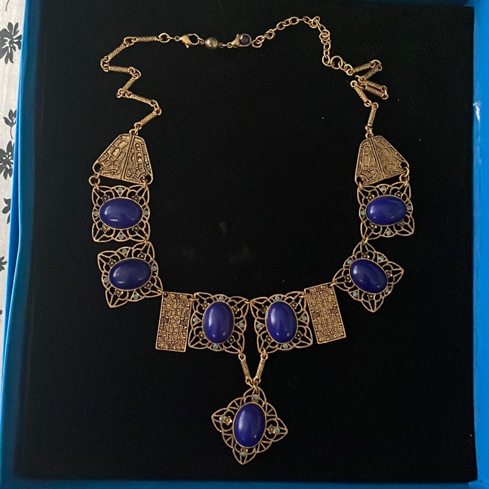 Joan Rivers necklace